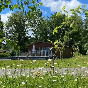 Hollicarrs - Honeycomb Lodge York